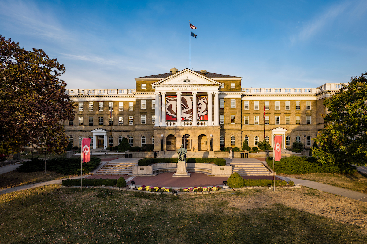 Banner image of UW Campus